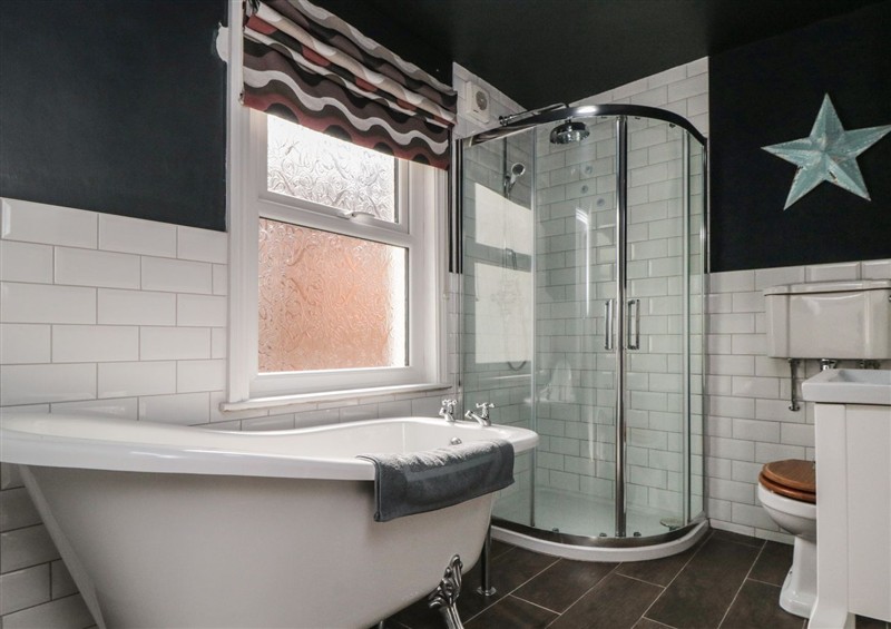 Bathroom at 1 Albion Place, Whitby