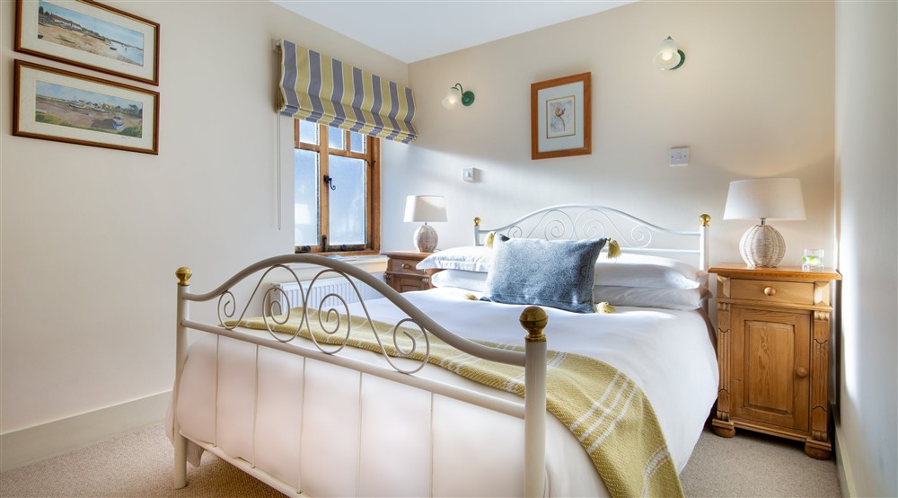 The double bedroom at 1 Cart Lodge Barn in Upper Sheringham, Norfolk