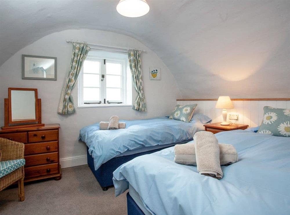 Twin bedroom at 1 Castle Cottage in Bow Creek, Nr Totnes, South Devon., Great Britain