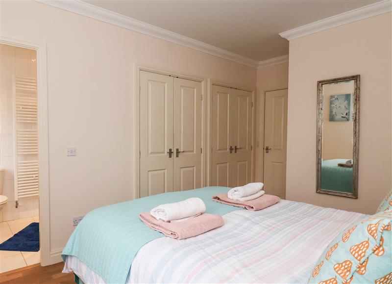 One of the 4 bedrooms (photo 2) at 1 Cockerill Fold, Beverley