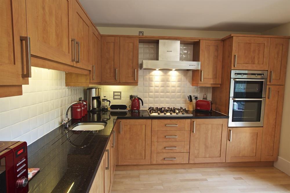 Well equipped kitchen at 1 Combehaven in , Salcombe