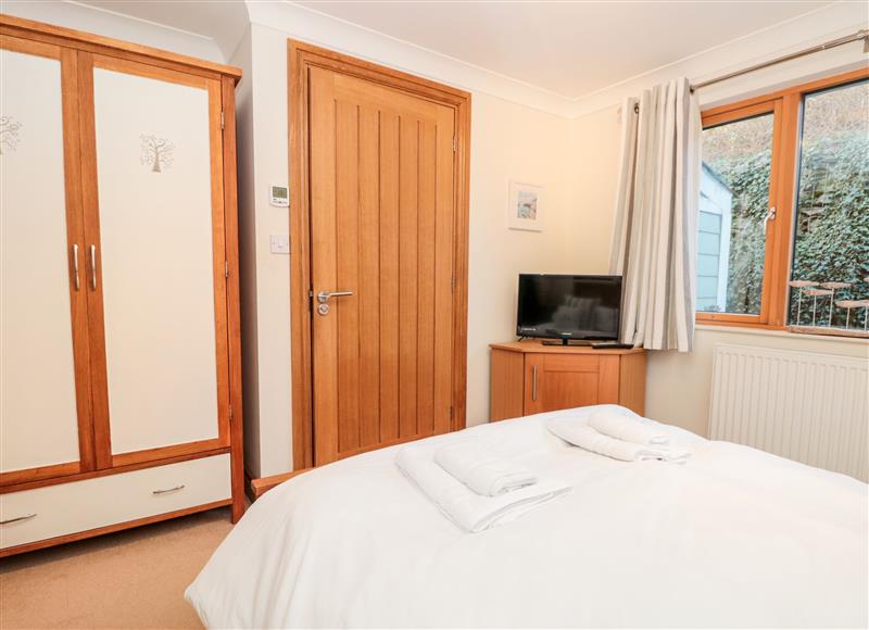 One of the 2 bedrooms (photo 2) at 1 Court Cottage, Dartmouth