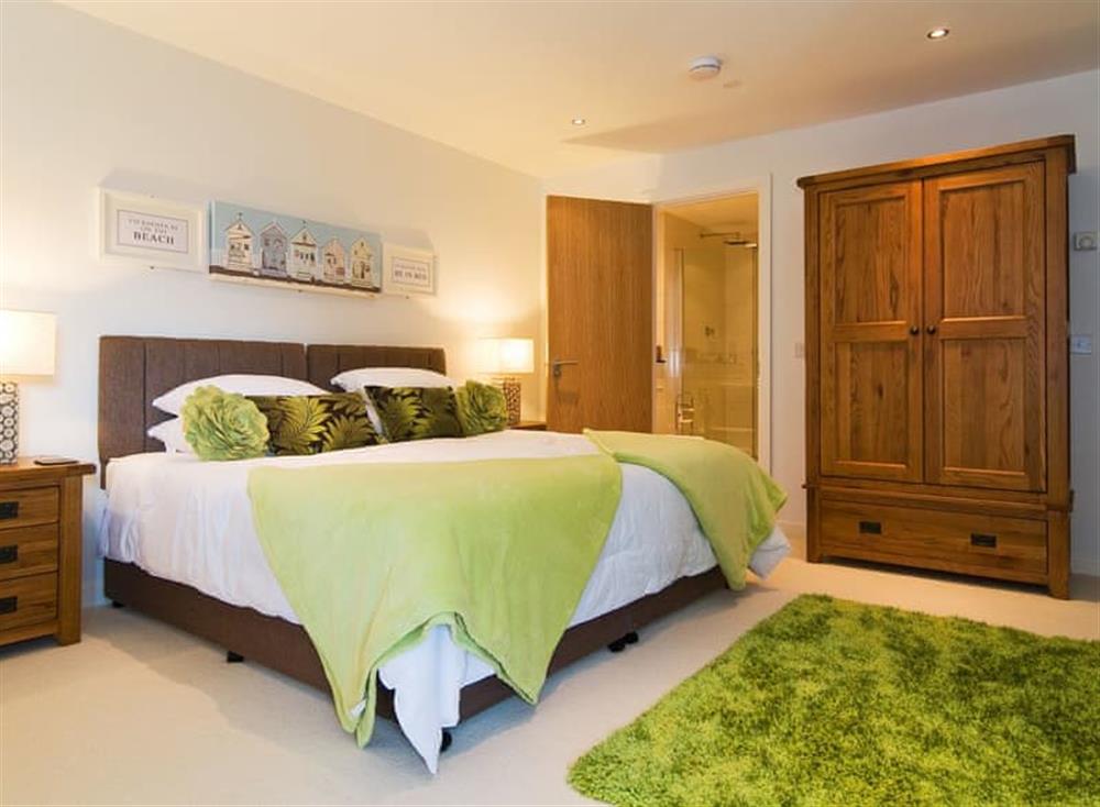 Double bedroom at 1 Cribbar in , Newquay