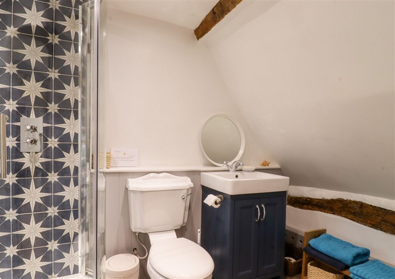 This is the bathroom (photo 2) at 1 Harpur Cottage, Ravensden