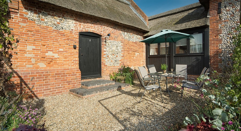 Exterior view of 1, 2 and 3 Horsey Barns, Horsey, Norfolk at 1 Horsey Barns in Horsey, Norfolk