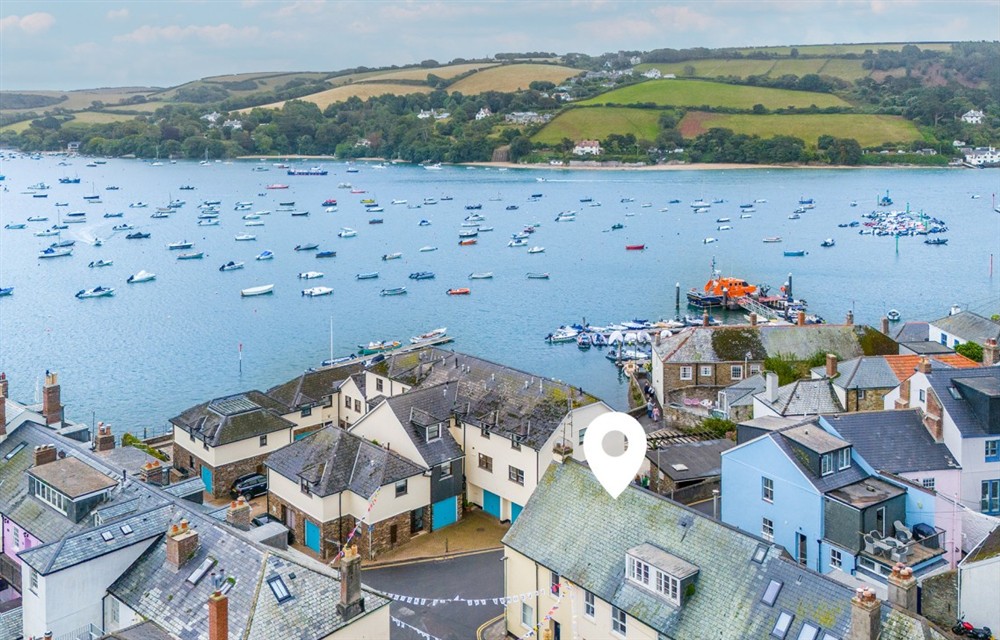 Photo of 1 Island Street at 1 Island Street in Salcombe