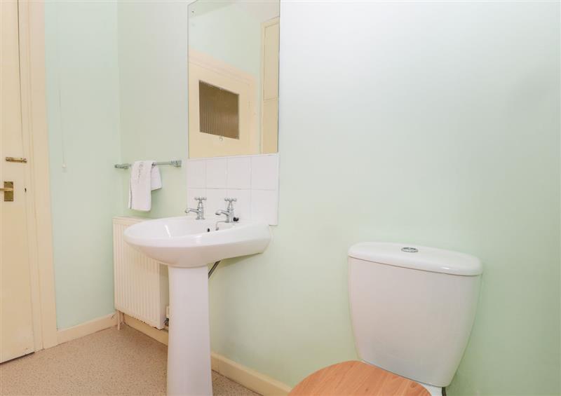 The bathroom at 1 Ivy Place, Berwick-Upon-Tweed