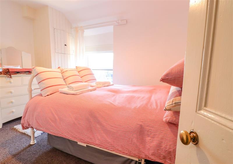 A bedroom in 1 Llwyn Hir (photo 2) at 1 Llwyn Hir, Blaenau Ffestiniog