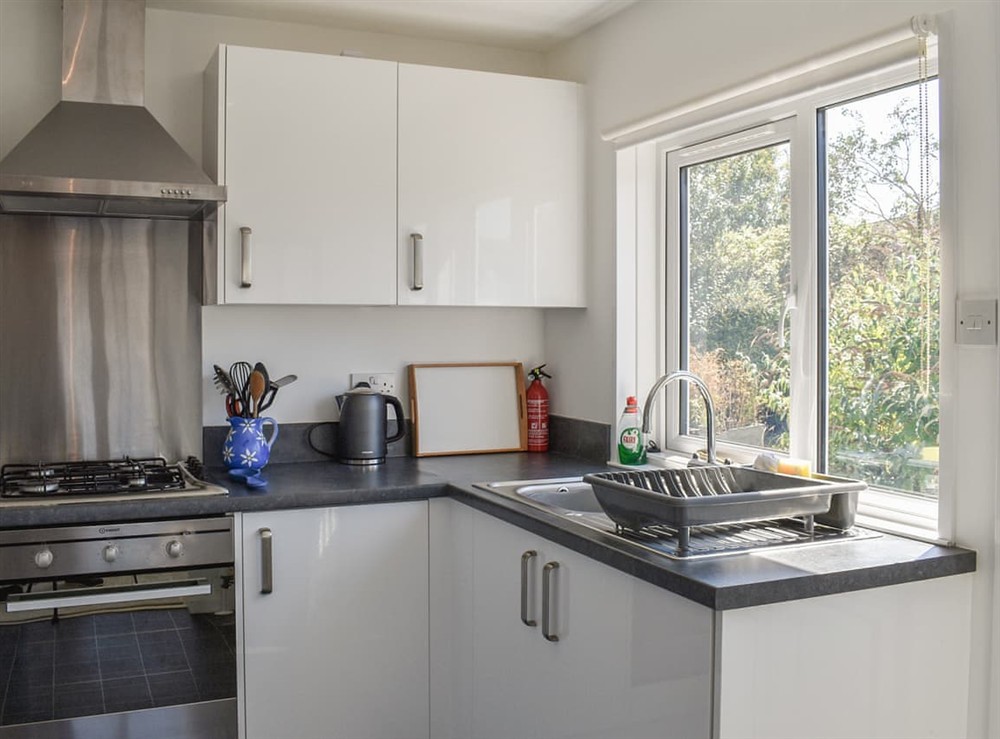 Kitchen (photo 4) at 1 Merope in Padstow, Cornwall