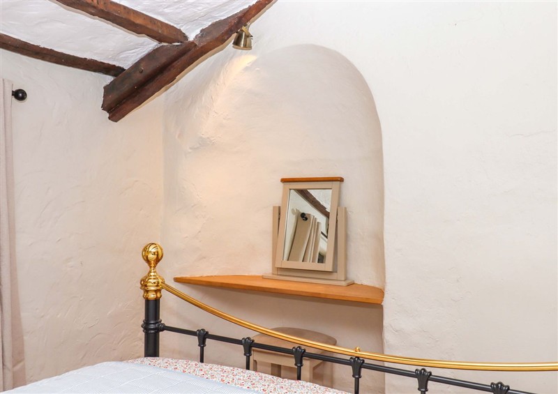 One of the bedrooms at 1 Myrtle Cottages, Stokeinteignhead