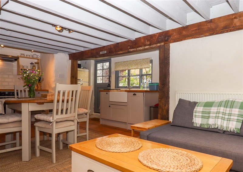 Relax in the living area at 1 Myrtle Cottages, Stokeinteignhead