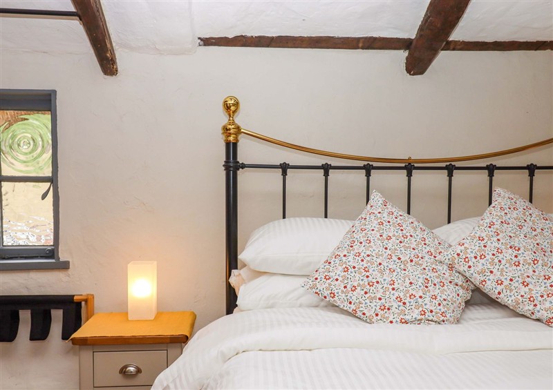 This is the bedroom at 1 Myrtle Cottages, Stokeinteignhead