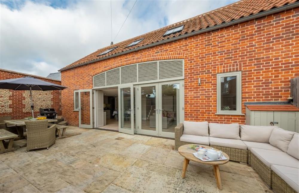 1 Railway Cottages: A stunning semi-detached property at 1 Railway Cottages, Holt