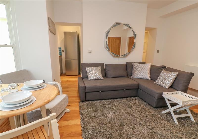 Relax in the living area (photo 2) at 1 River View, Looe