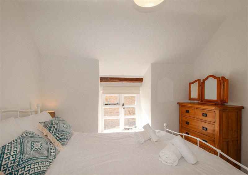 A bedroom in 1 Rose Cottage at 1 Rose Cottage, Shipton Gorge