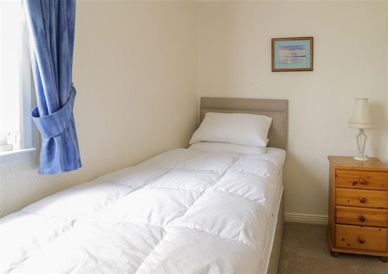 This is a bedroom (photo 2) at 1 South Snowdon Wharf, Porthmadog