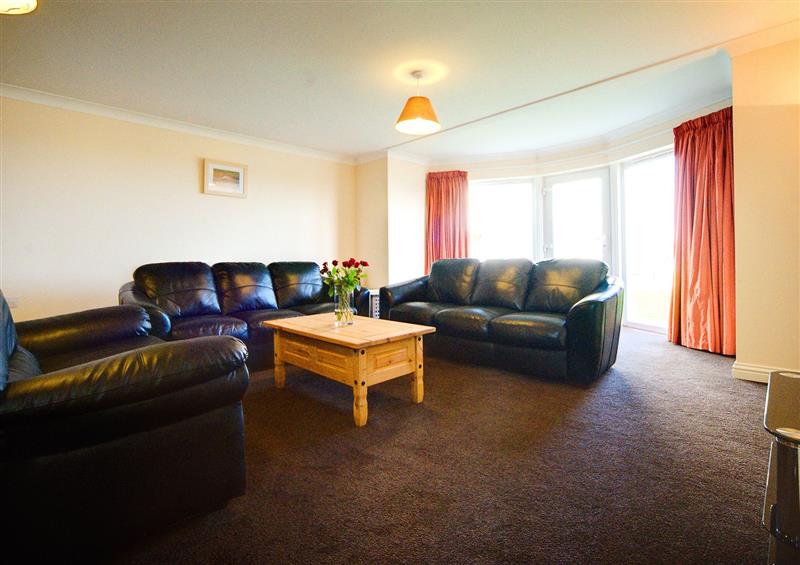 Relax in the living area at 1 Spinnakers, Newquay