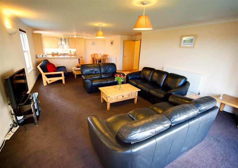 The living area at 1 Spinnakers, Newquay