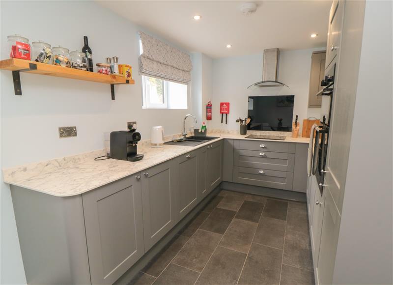 This is the kitchen (photo 2) at 1 Staveley Cottages, Great Driffield