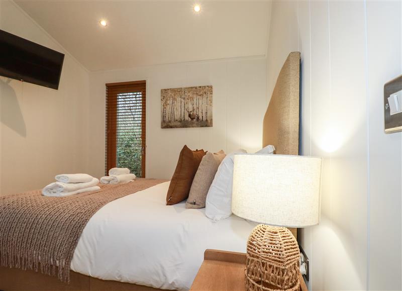 A bedroom in 1 Streamside at 1 Streamside, Lanreath
