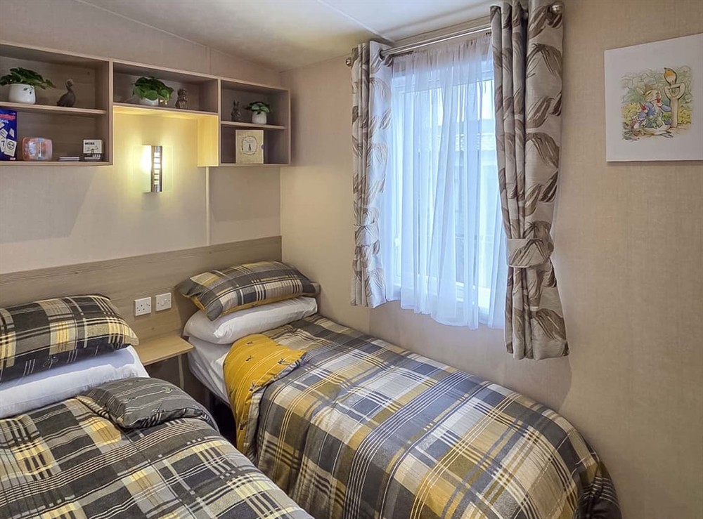 Twin bedroom (photo 2) at 1 Sunview Gardens in Birnam, Perthshire