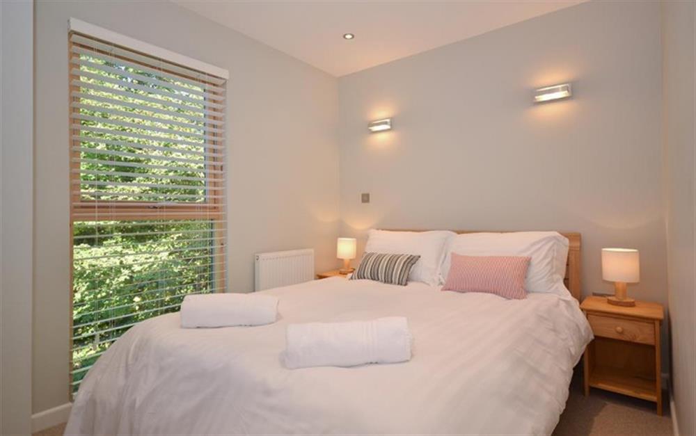 The second double bedroom at 1 Talland in Talland Bay