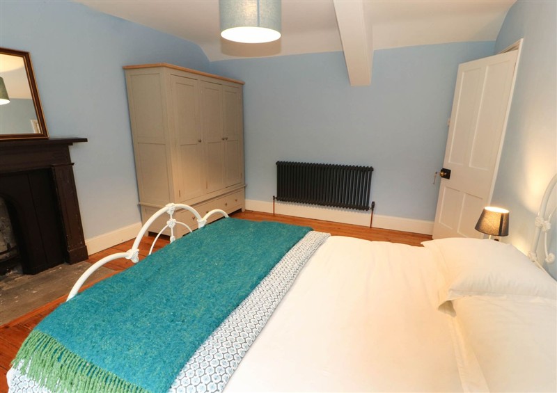 One of the 5 bedrooms at 1 The Green, Silverdale