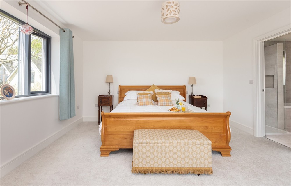 One of the 4 bedrooms at 1 Whimbrels Edge in Thurlestone