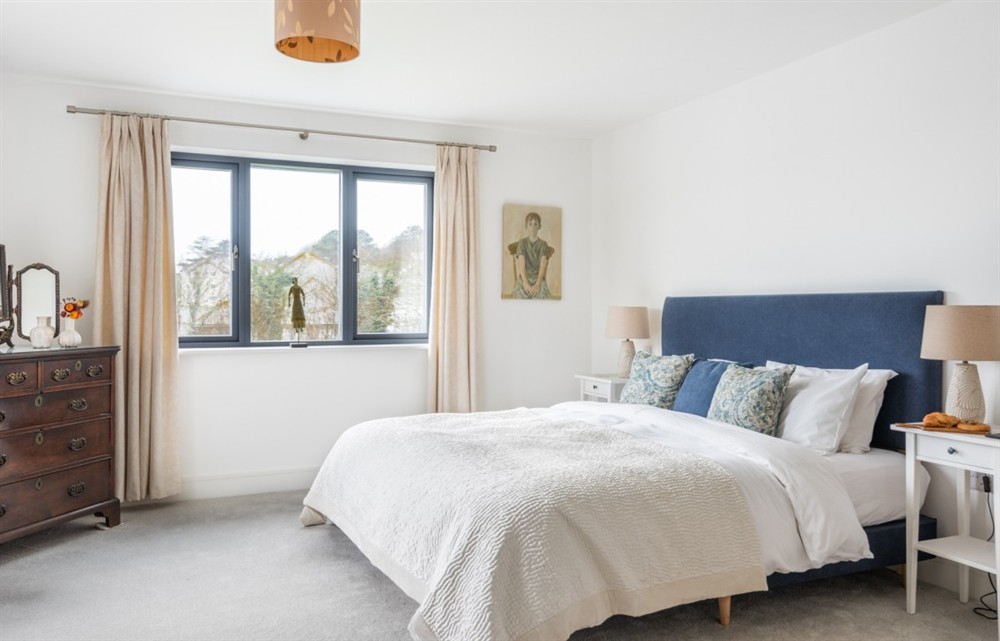 One of the bedrooms (photo 2) at 1 Whimbrels Edge in Thurlestone