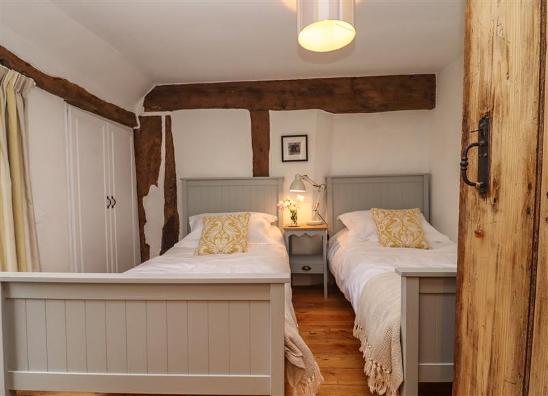 One of the 4 bedrooms at 1 White House Cottages, Bromsash near Lea