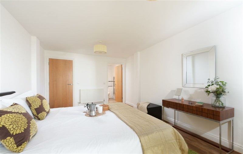 Bedroom (photo 2) at 10 Bredon Court, Cornwall