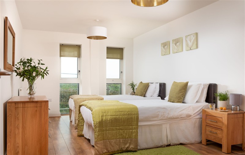 This is a bedroom at 10 Bredon Court, Cornwall