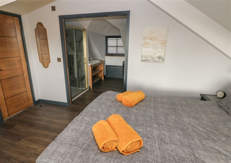 One of the bedrooms (photo 2) at 10 Brython Place, Tenby