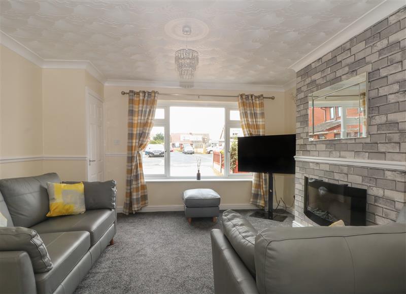 The living room (photo 3) at 10 Coventry Grove, Prestatyn