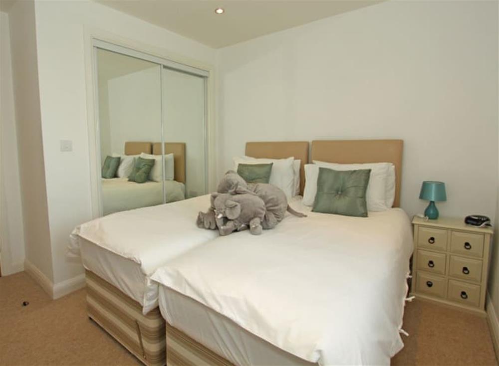 Twin bedroom at 10 Horizons in , Newquay