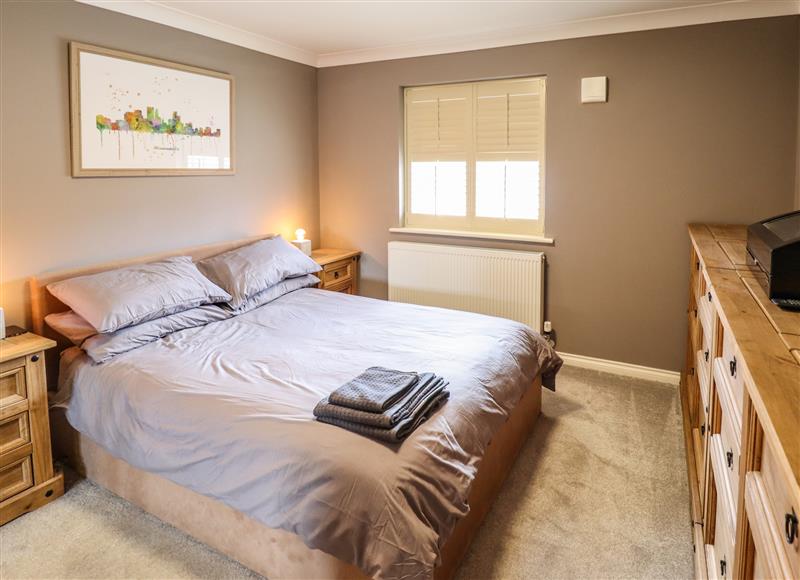Bedroom at 10 Mellor Way, New Waltham