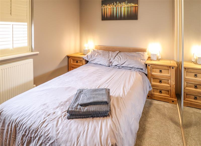 One of the bedrooms (photo 2) at 10 Mellor Way, New Waltham