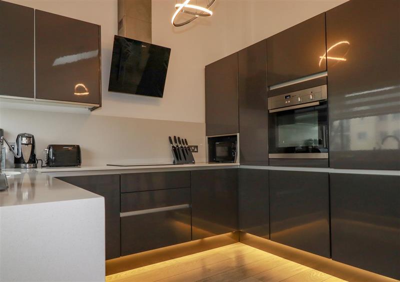 Kitchen at 10 Quay Court, Newquay
