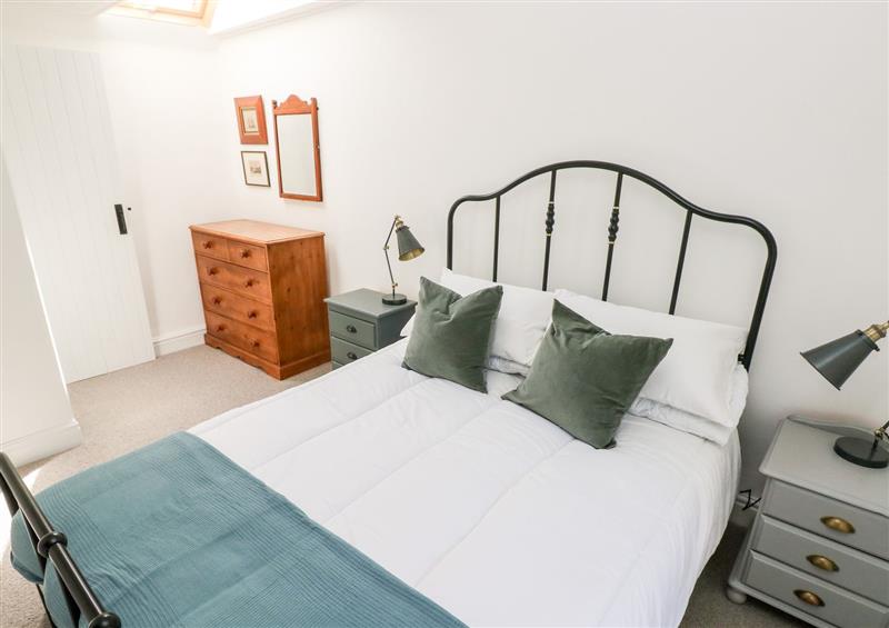 One of the 3 bedrooms at 10 Westgate Hill, Pembroke