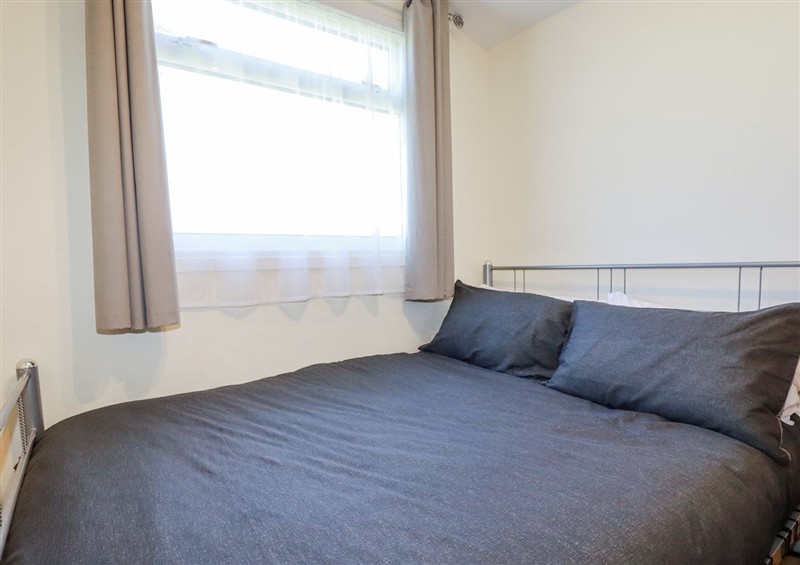 This is a bedroom (photo 2) at 101 Atlantic Bays Holiday Park, Padstow