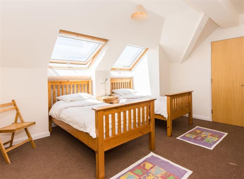 Twin bedroom at 11 Belvedere Court in Paignton, South Devon