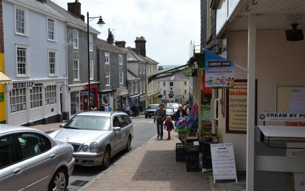 Kingsbridge - A vibrant market town with many independent shops at 11 Crabshell Quay in Kingsbridge
