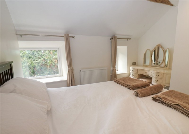 Bedroom (photo 2) at 11 Hollin Well Cottage, Sowerby Bridge