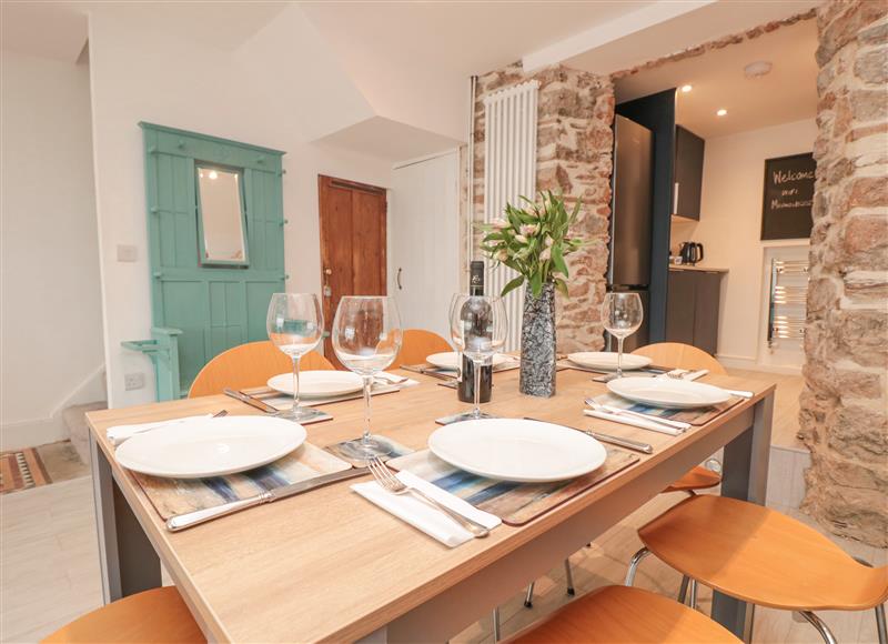 The dining area at 11 North View, Brixham