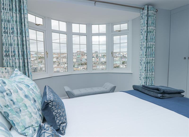 The living area at 11 North View, Brixham