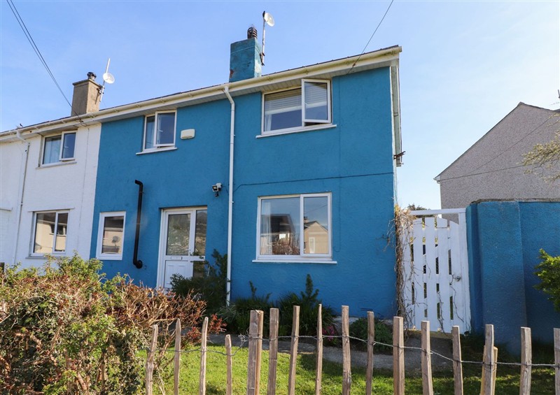 The setting of 11 Penygroes at 11 Penygroes, Llanddeusant