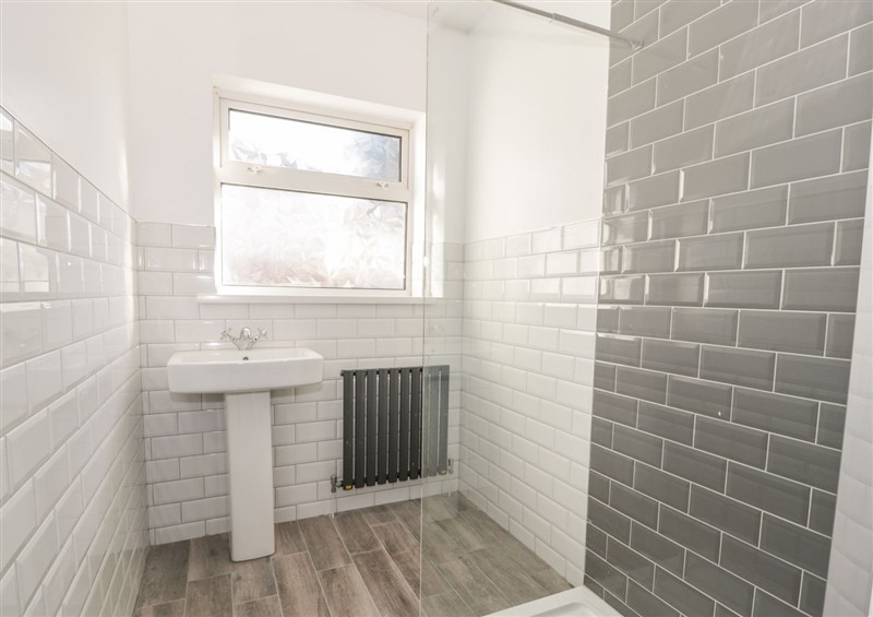 Bathroom at 11 Seabreeze, Llandudno