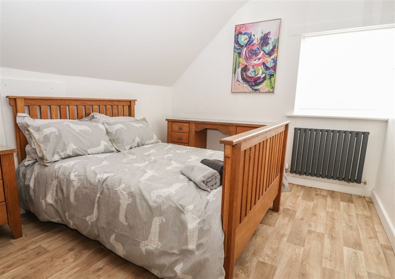 One of the bedrooms (photo 3) at 11 Seabreeze, Llandudno
