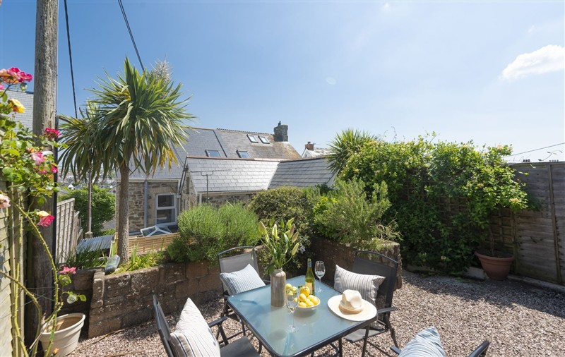 The setting of 11 Tywarnhayle House at 11 Tywarnhayle House, Cornwall