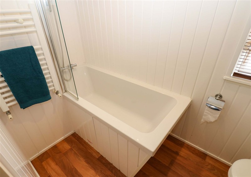 The bathroom at 12 Field View, High Hesket
